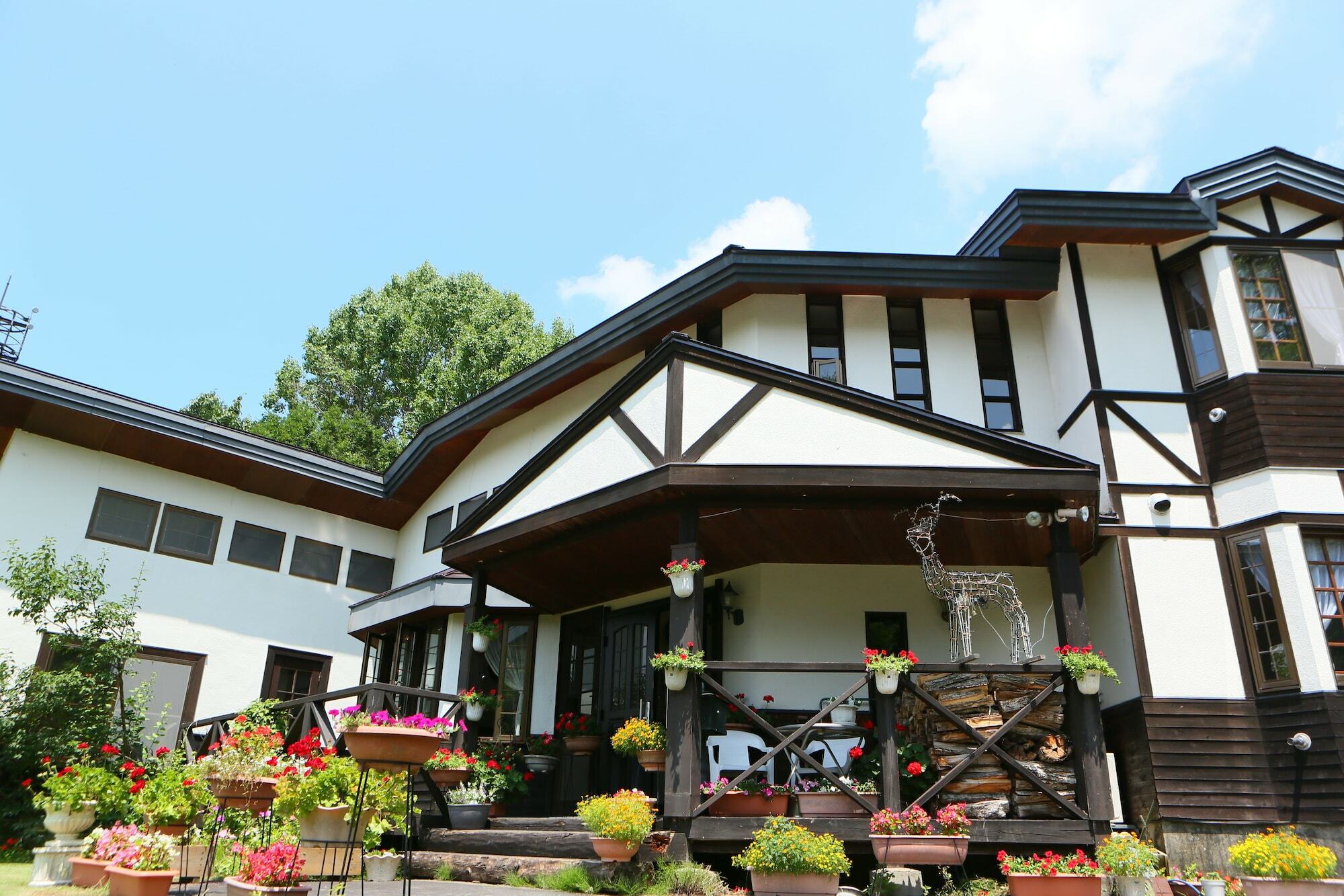 Minakami Kogen Pensión Chalet La Neige Exterior foto